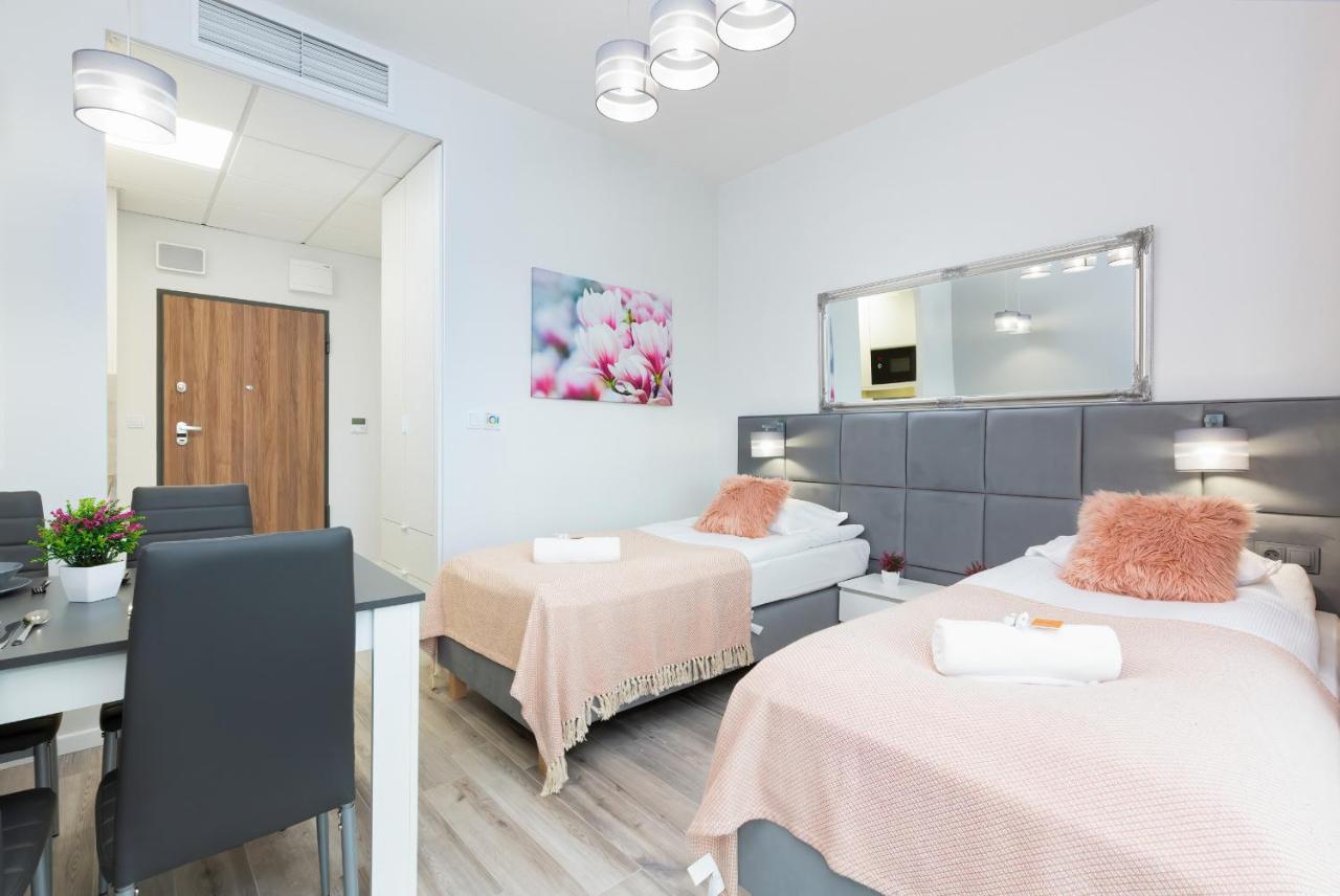 Warsaw Prymasa Tysiaclecia Business Centre By Noclegi Renters Екстер'єр фото